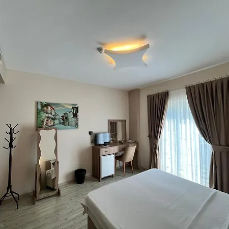 Bed & Breakfast F&g 4*