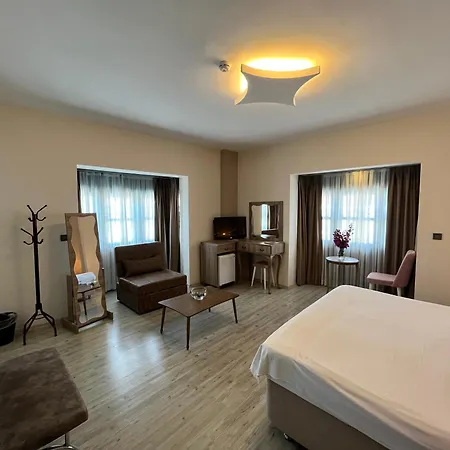 B&B F&g Butik 3*