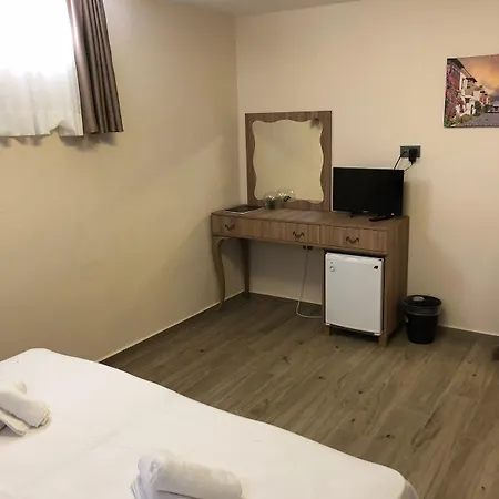 Bed & Breakfast F&g Alaçatı