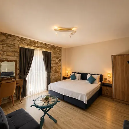 Bed & Breakfast F&g 4*