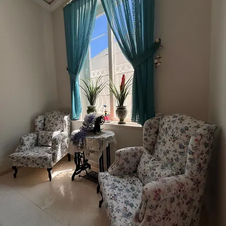 Bed & Breakfast F&g Alaçatı