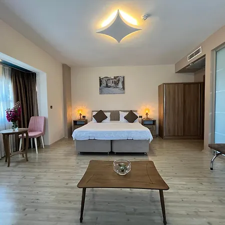 B&B F&g