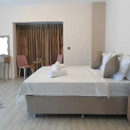 F&g 4* Alaçatı