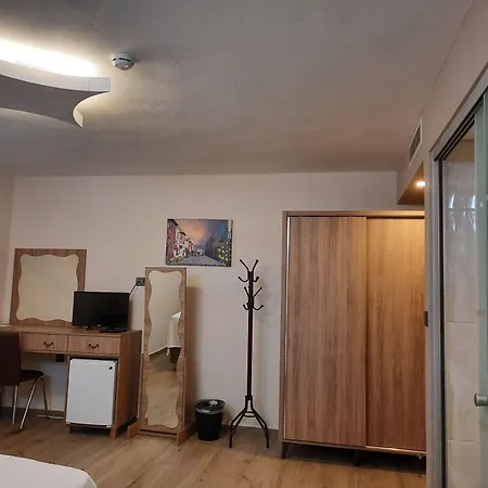 F&g 4* Alaçatı